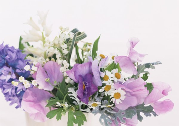 букет весенних цветов