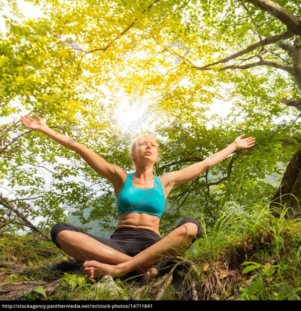 женщина релаксирует