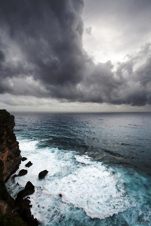 португалияскалы шторм