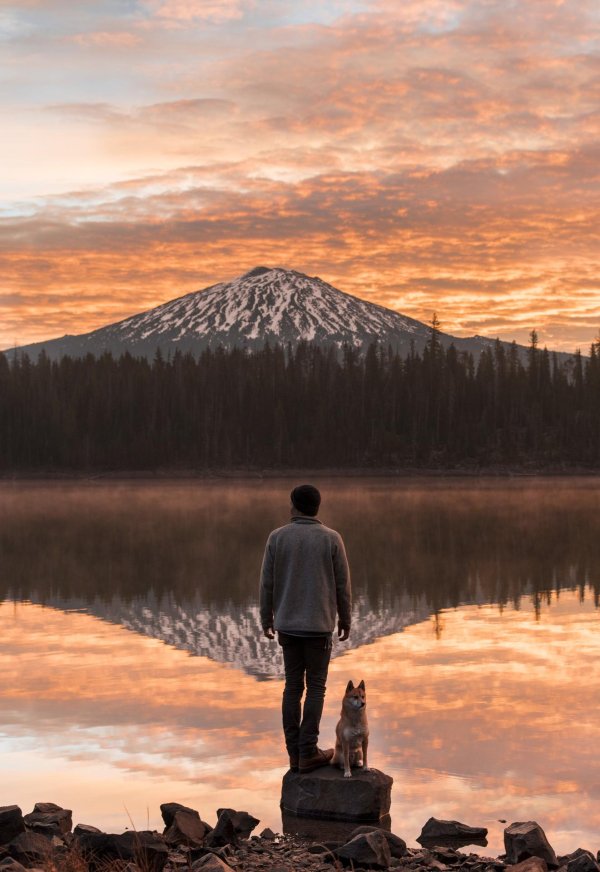 закат с человеком