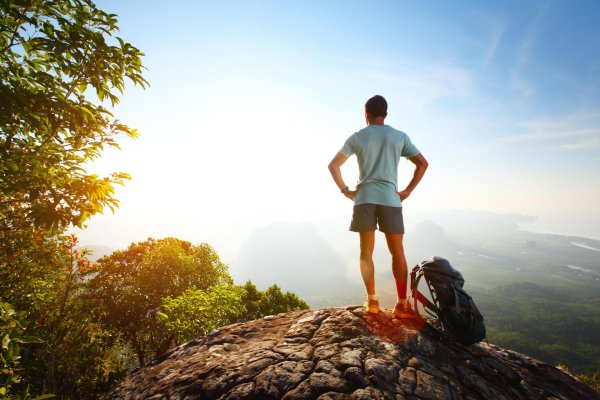 человек с рюкзаком