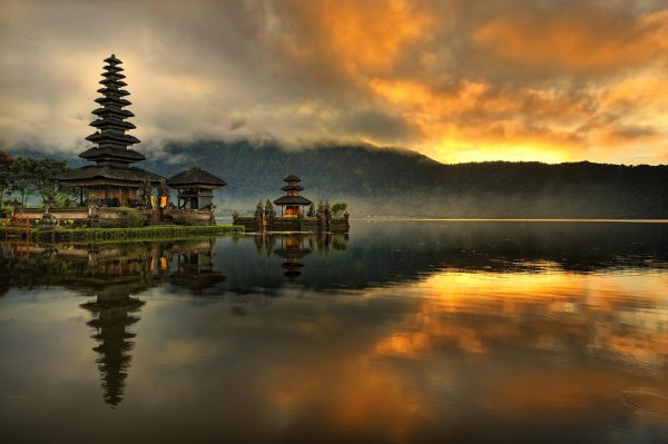 pura ulun danu