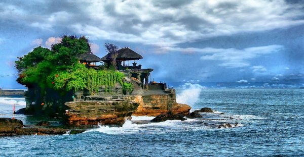 храм пура танах лот