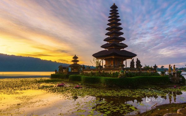 pura ulun danu bratan bali