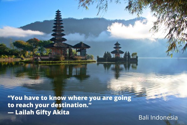 храм улун дану братан индонезия