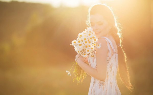 дарите женщинам стихи