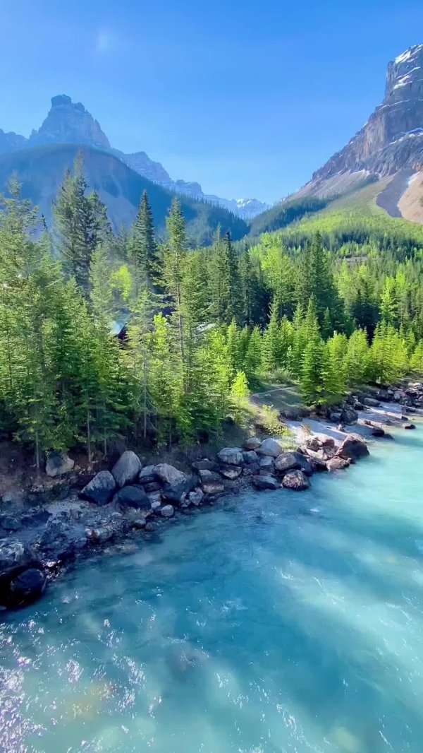 озеро морейн канада