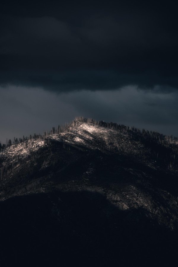 темная гора