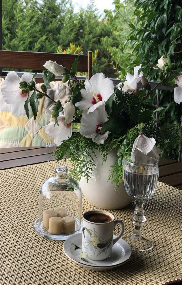 кофе и цветы