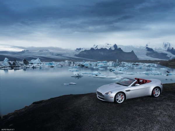 aston martin db9 2004