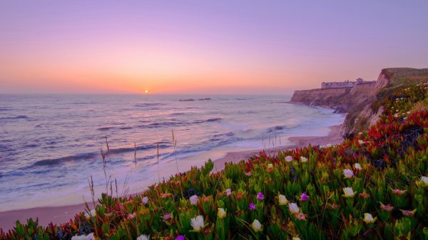 море весной