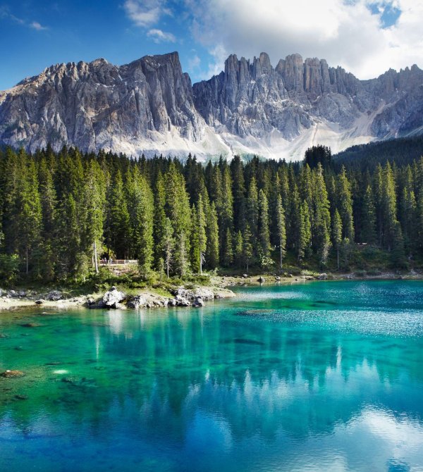 lake carezza