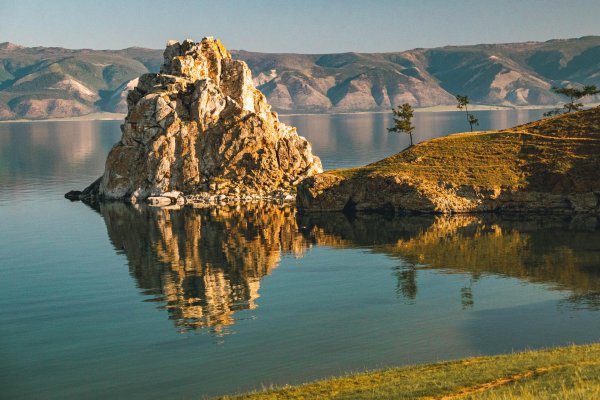 ольхон скала шаманка