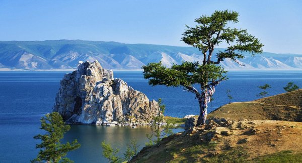 мыс бурхан скала шаманка