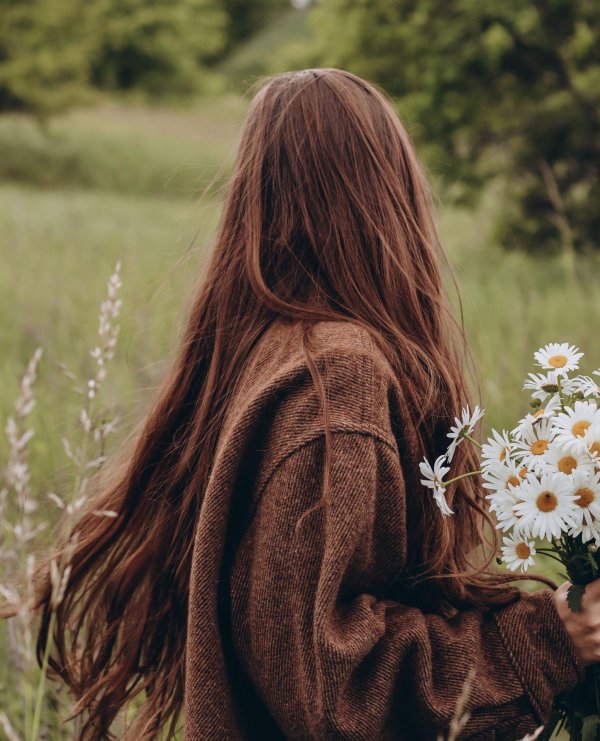 девушки с русыми волосами