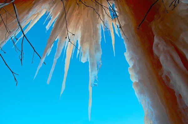 ледяная пещера ольхон