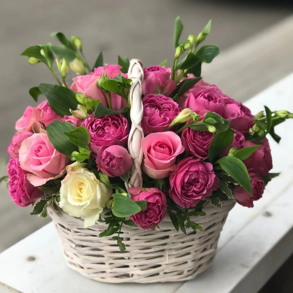 розы корзина