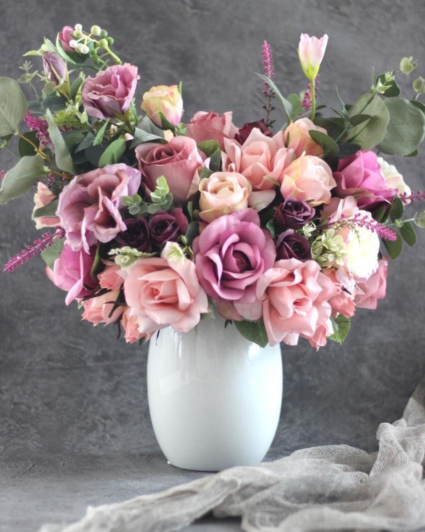 интерьерная флористика из искусственных цветов