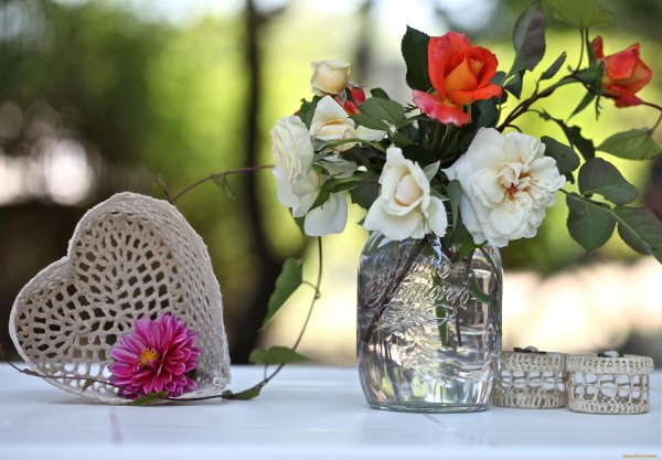 красивые вазы с цветами