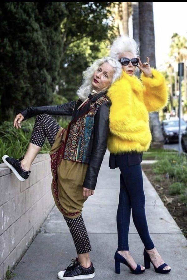 бабушки подружки