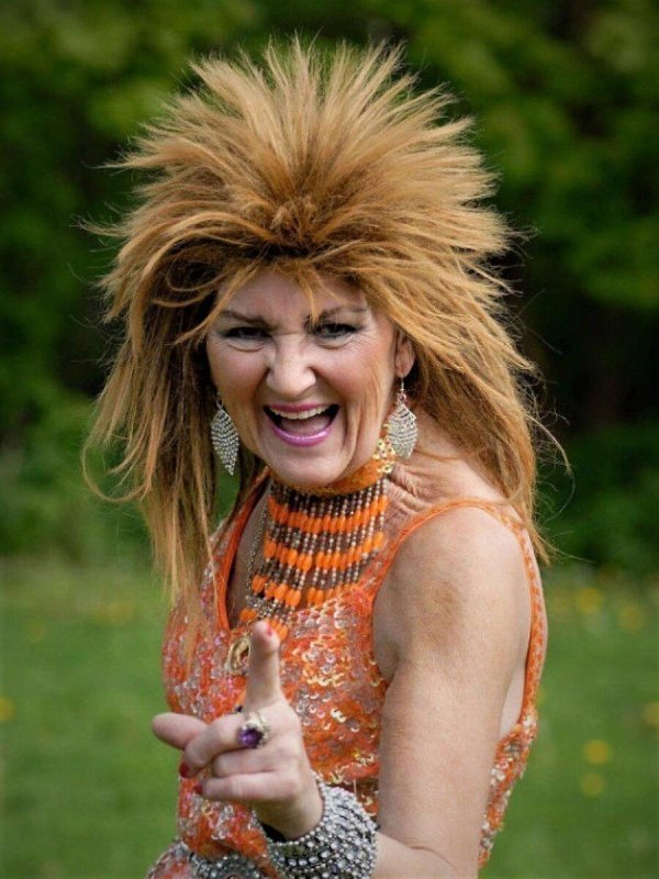 девушки смешные