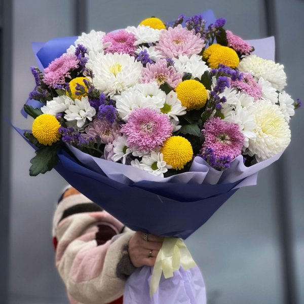 букеты из хризантем кустовых микс