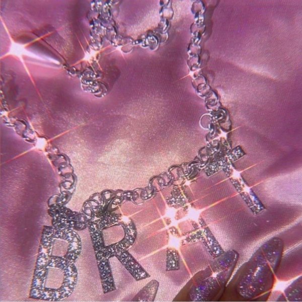 модное ожерелье