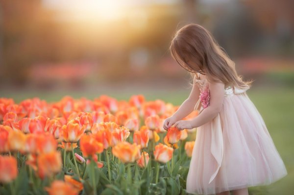 девочка цветок