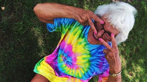 крутая бабуля