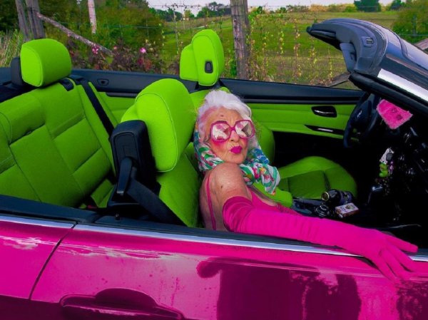 крутая бабка