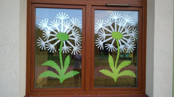 весна на окне в детском саду