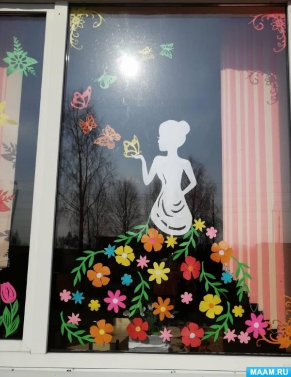 украшение окон к весне