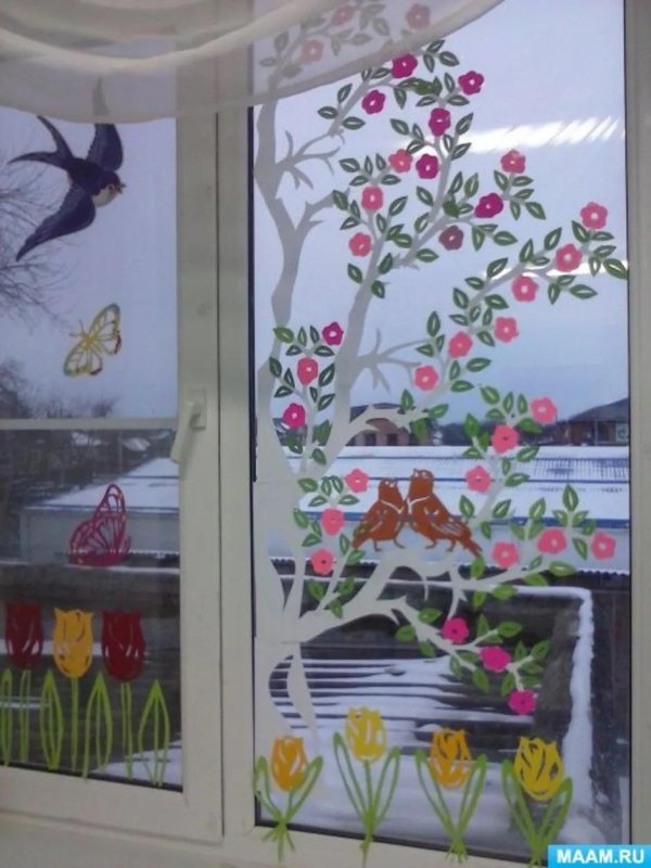 весенний декор на окна в детский сад