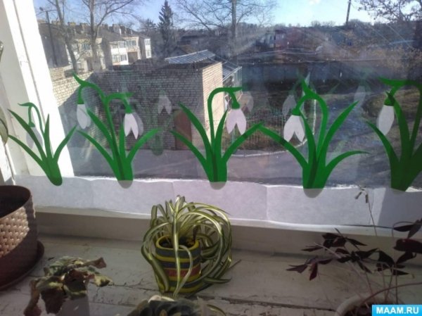 подснежники на окна в детском саду