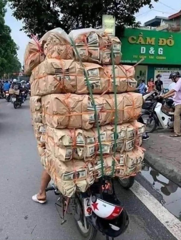 перегруженный велосипед