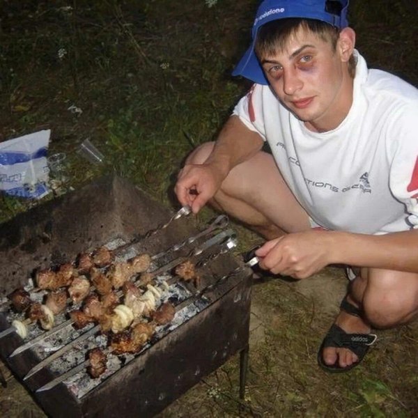мужики на шашлыках