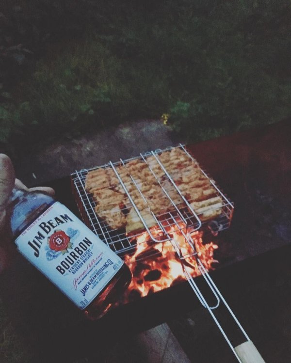 шашлыки ночью