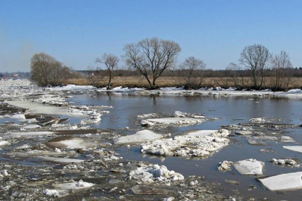 лед на реке
