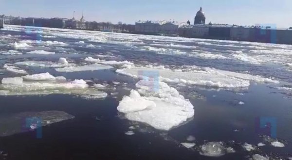 лед на реке