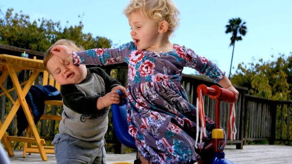 дети на площадке