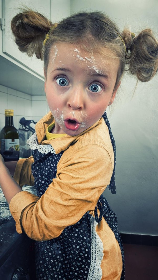 смешная девочка