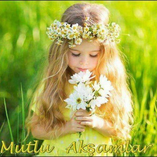 девочка в цветах