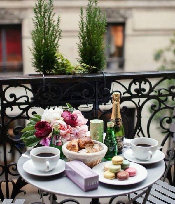 отель plaza athenee париж завтрак