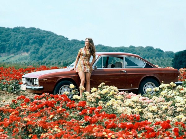 lancia 2000 coupe 1971