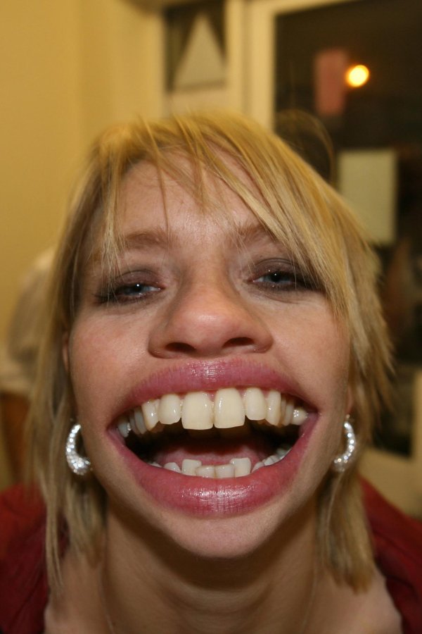 кэмерон диаз open mouth