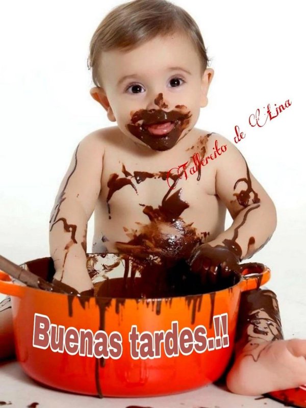 ребенок измазанный шоколадом