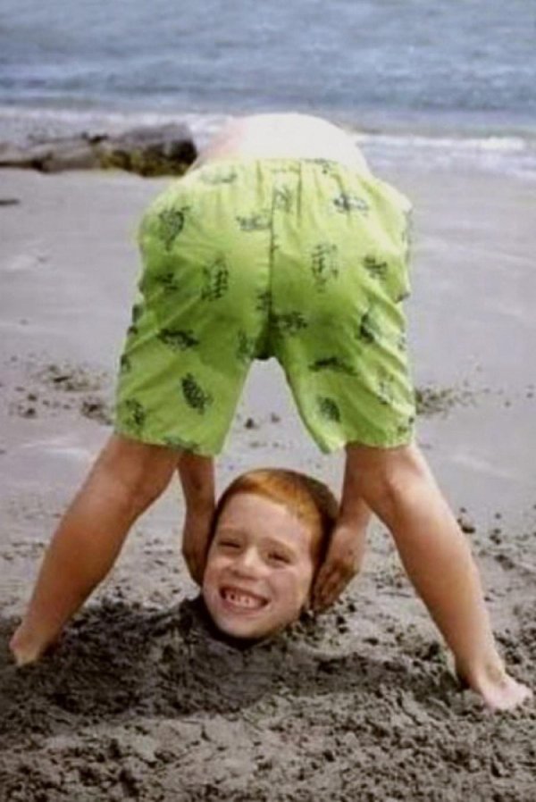 мальчик смешной