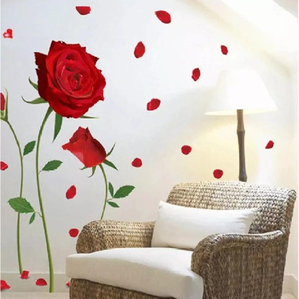 розы на стене