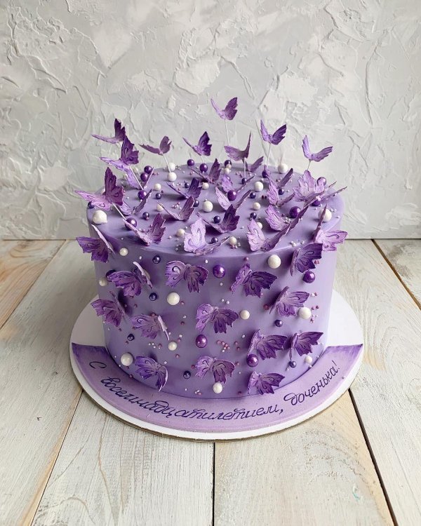 торт с бабочками
