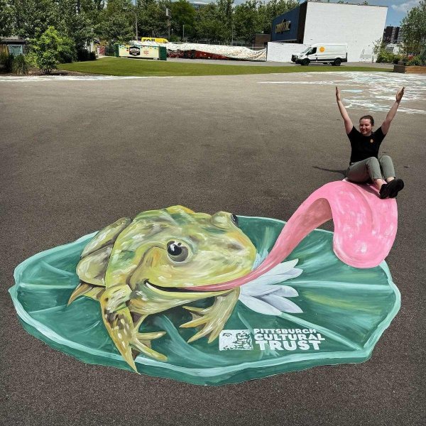 современное искусство на асфальте